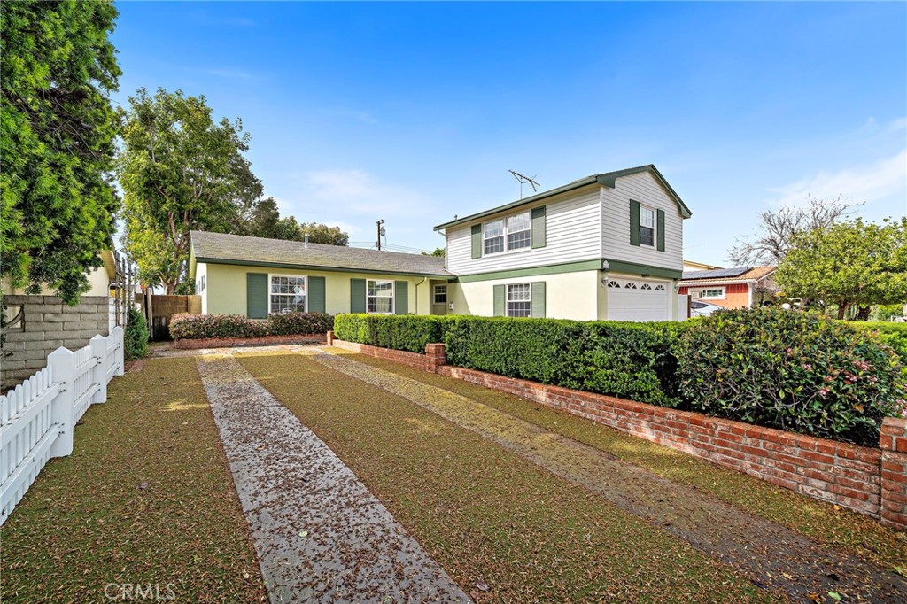 16331 Mahogany Street