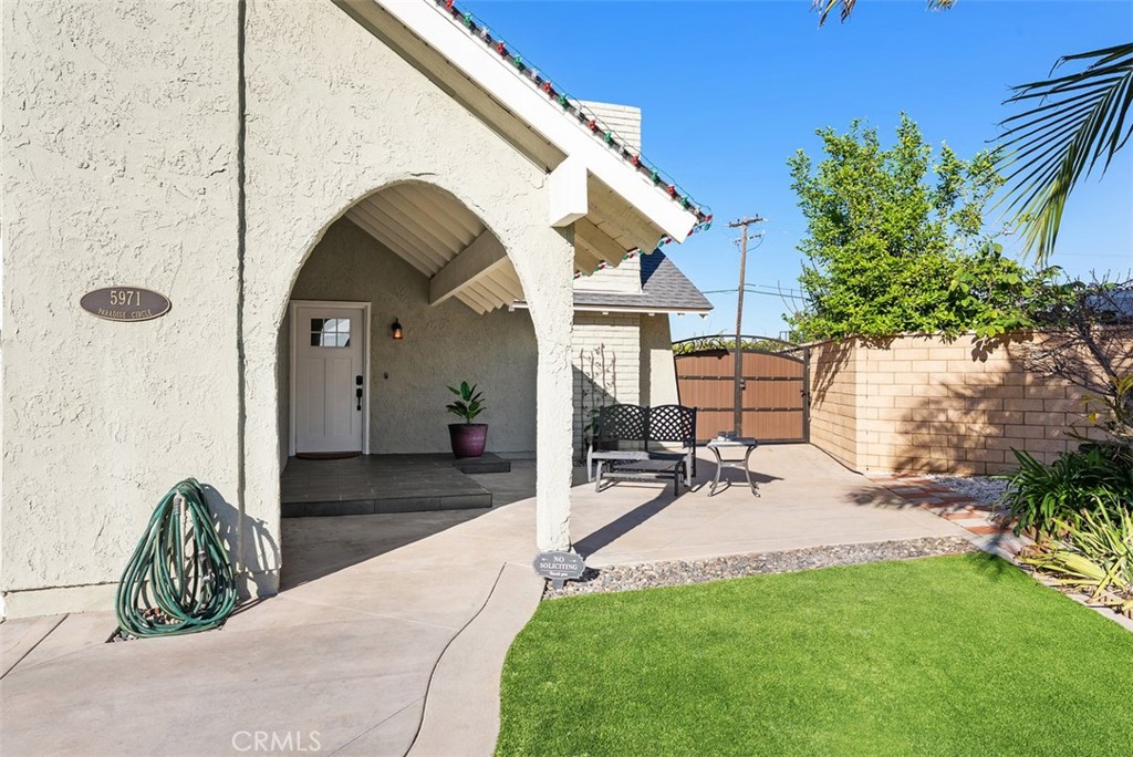 5971 Paradise Circle