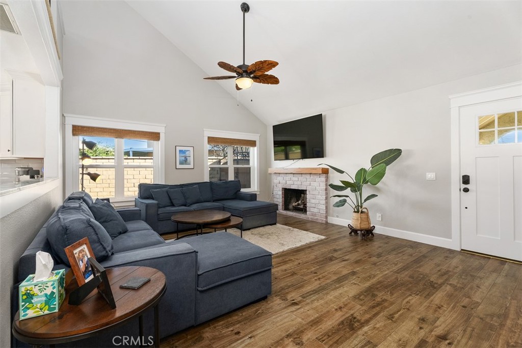 5971 Paradise Circle