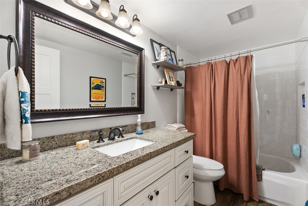 5971 Paradise Circle