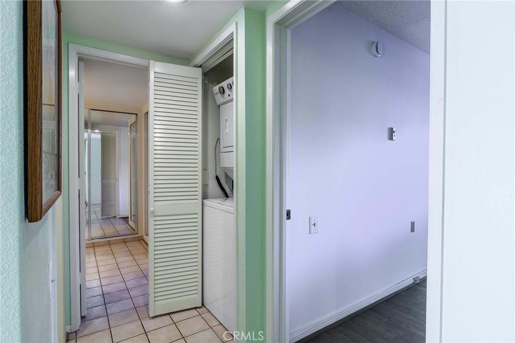 2139 Ronda Granada B