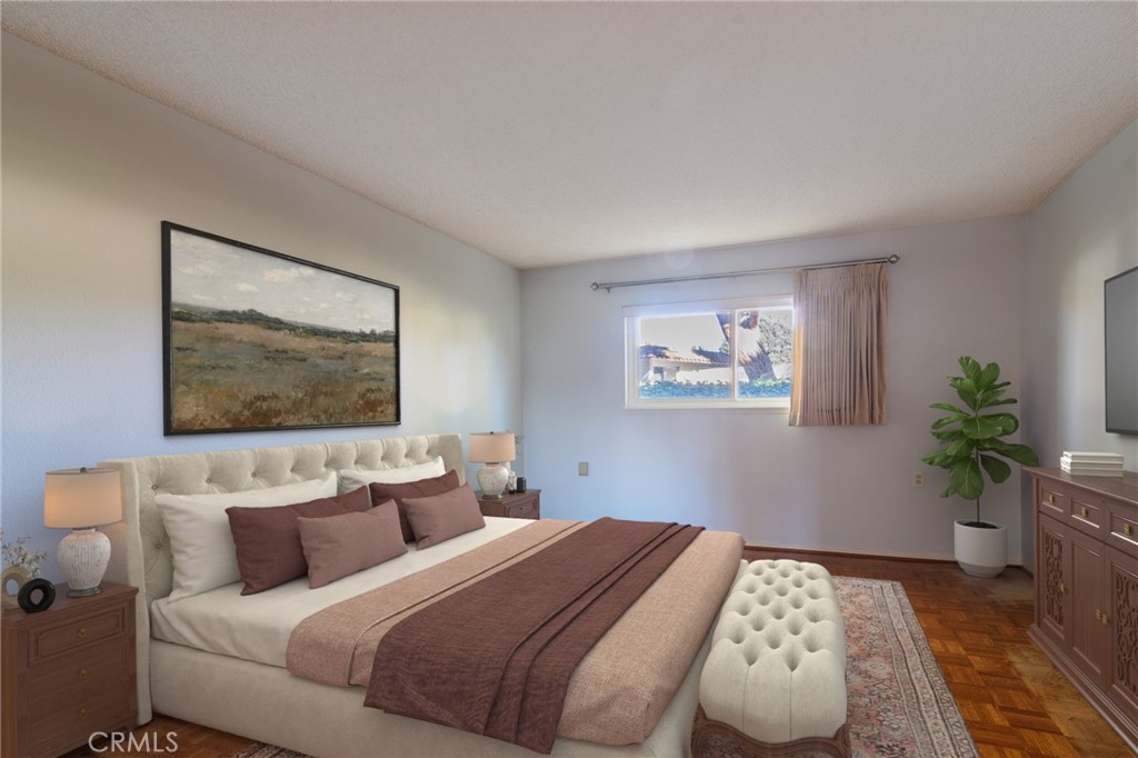 2139 Ronda Granada B