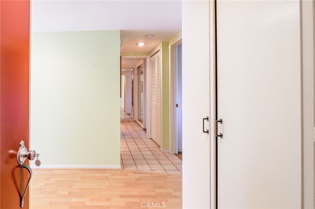 2139 Ronda Granada B