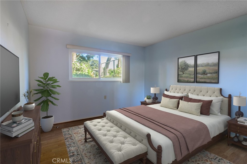 2139 Ronda Granada B