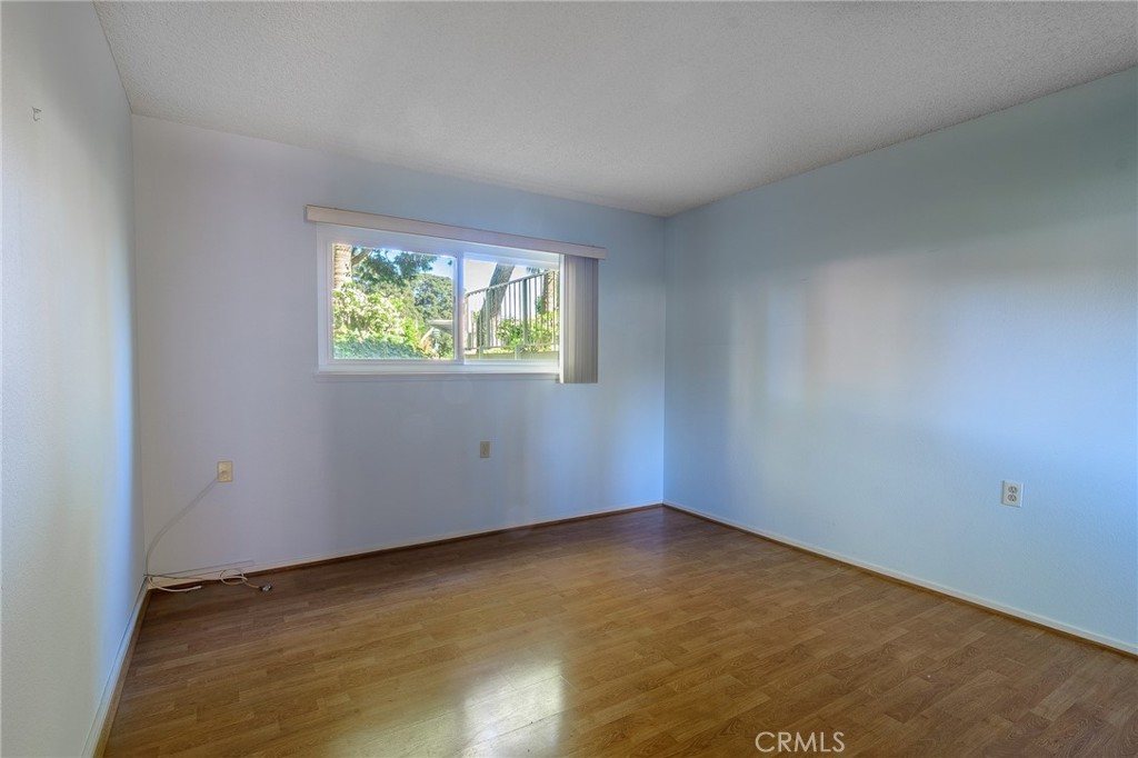 2139 Ronda Granada B