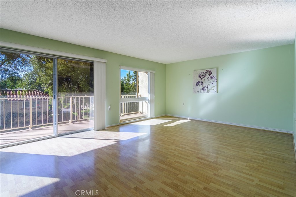 2139 Ronda Granada B