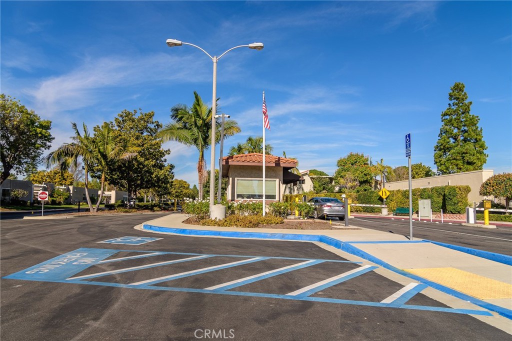 2139 Ronda Granada B