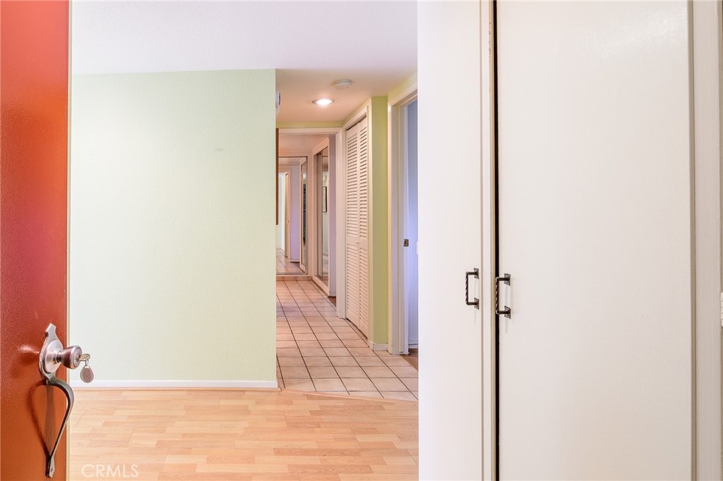 2139 Ronda Granada B