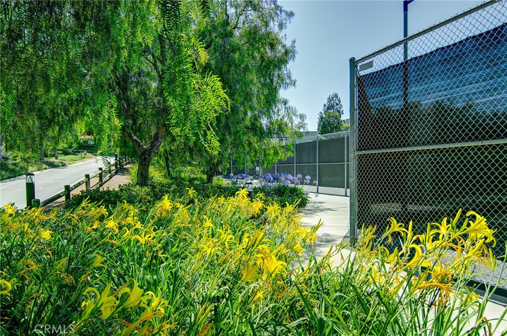 2139 Ronda Granada B