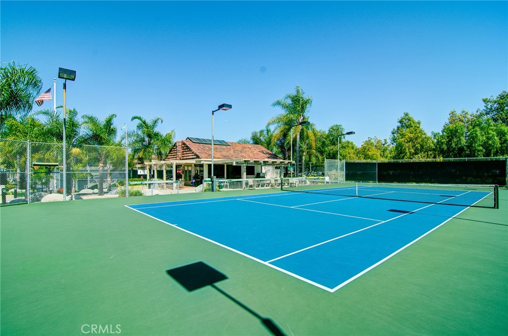 2139 Ronda Granada B