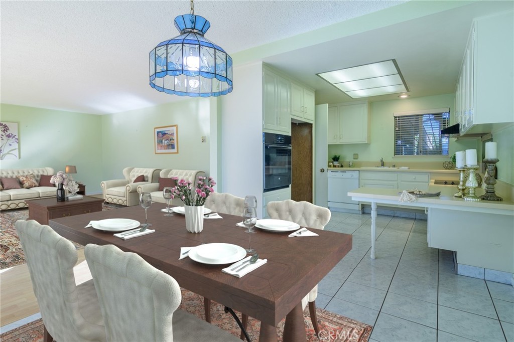 2139 Ronda Granada B