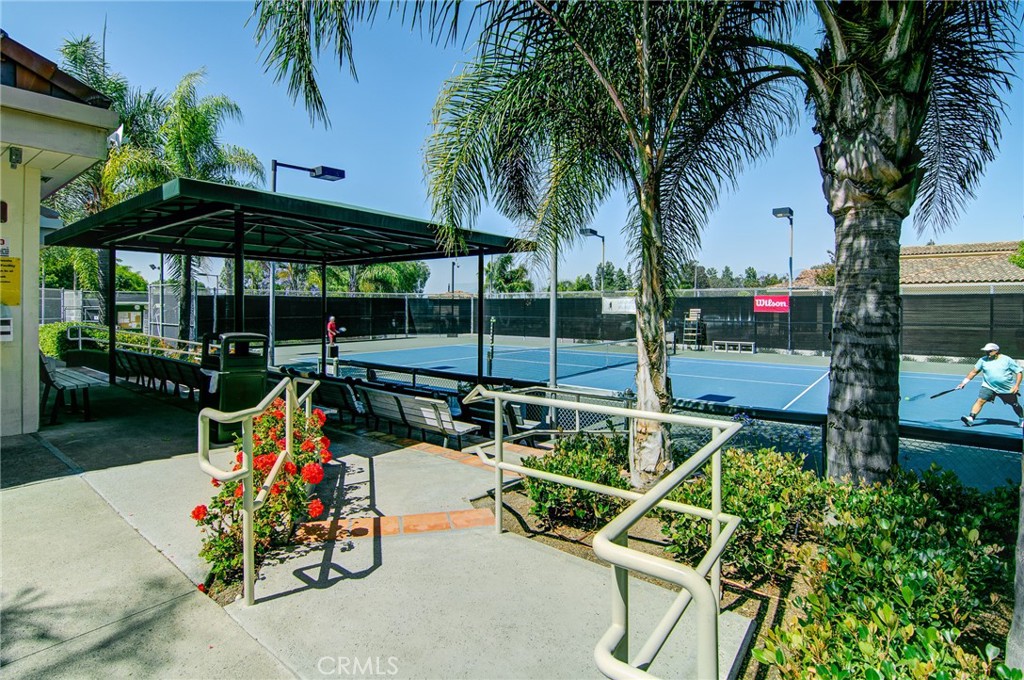 2139 Ronda Granada B