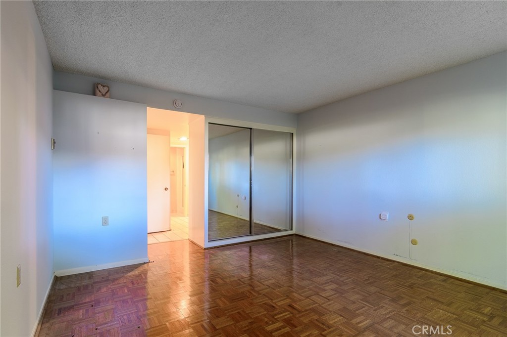 2139 Ronda Granada B