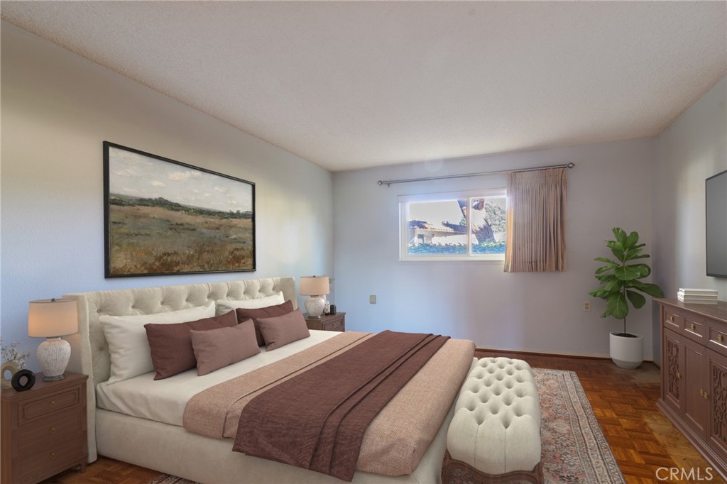 2139 Ronda Granada B