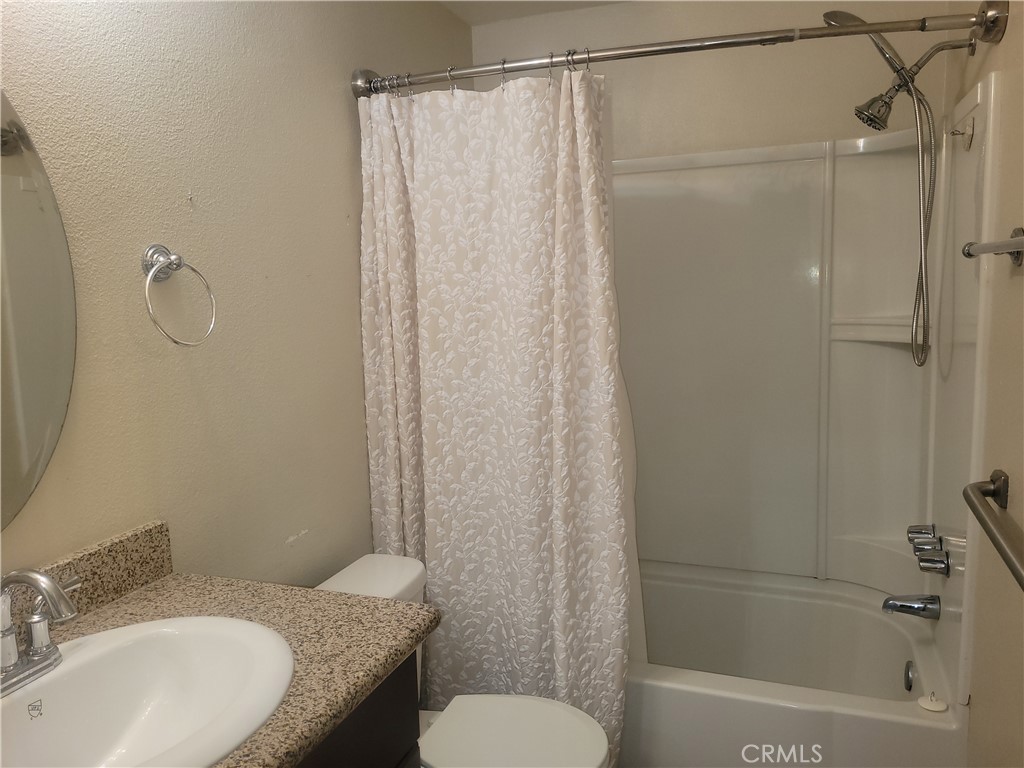 720 W 4th Street 104