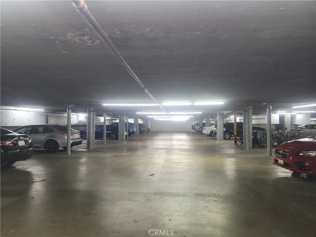 720 W 4th Street 104