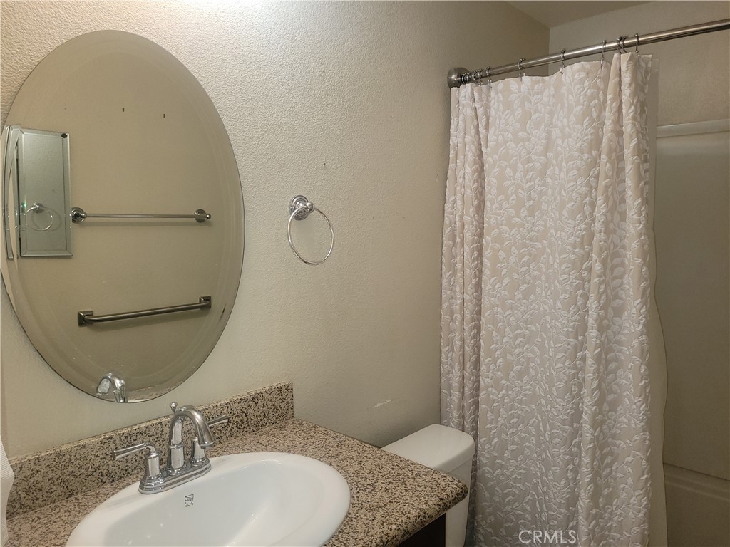 720 W 4th Street 104