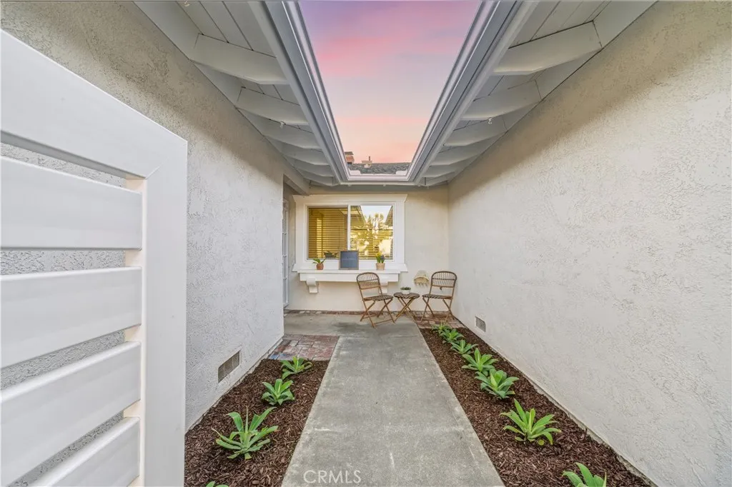 3315 Paseo Halcon