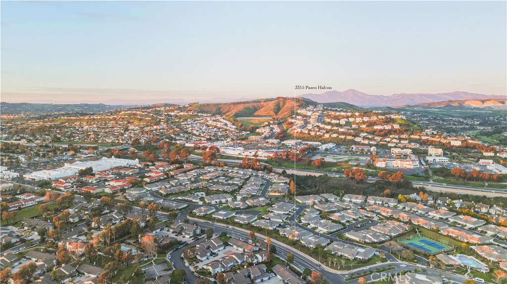 3315 Paseo Halcon