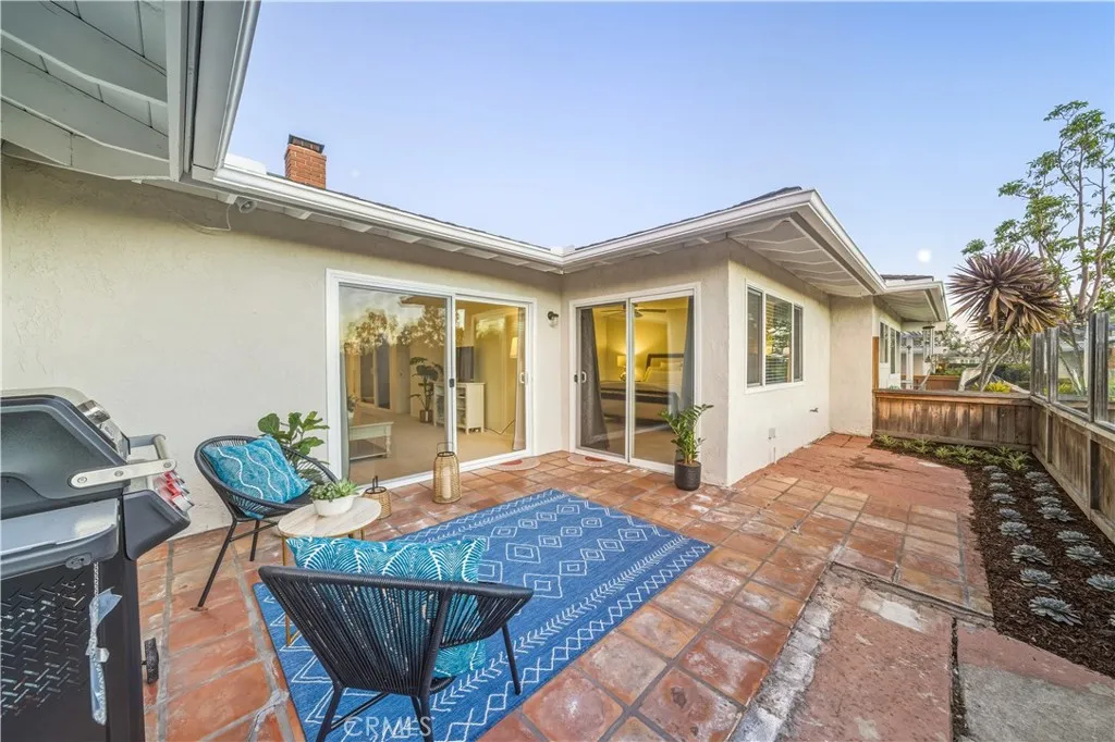 3315 Paseo Halcon