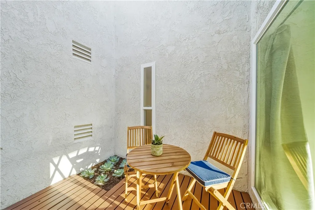 3315 Paseo Halcon