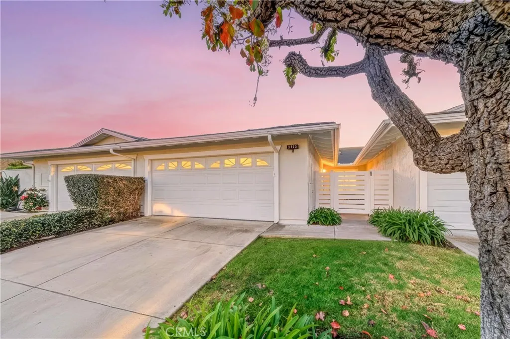 3315 Paseo Halcon