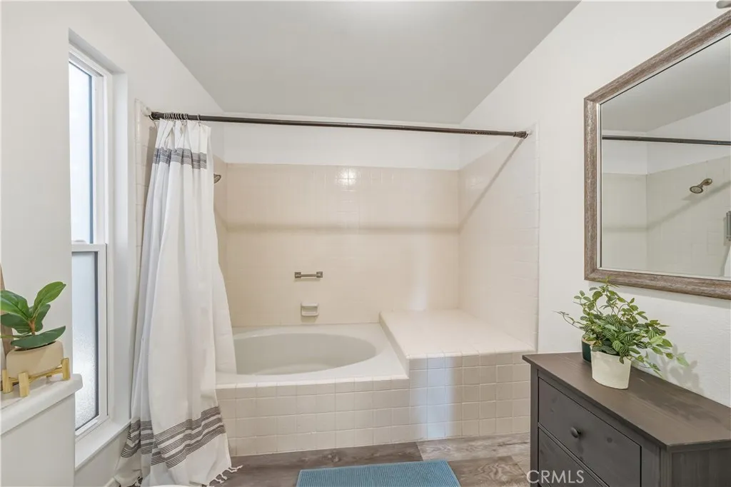 3315 Paseo Halcon