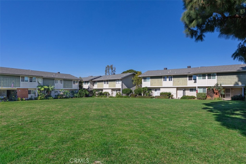 1404 N Tustin Ave A4