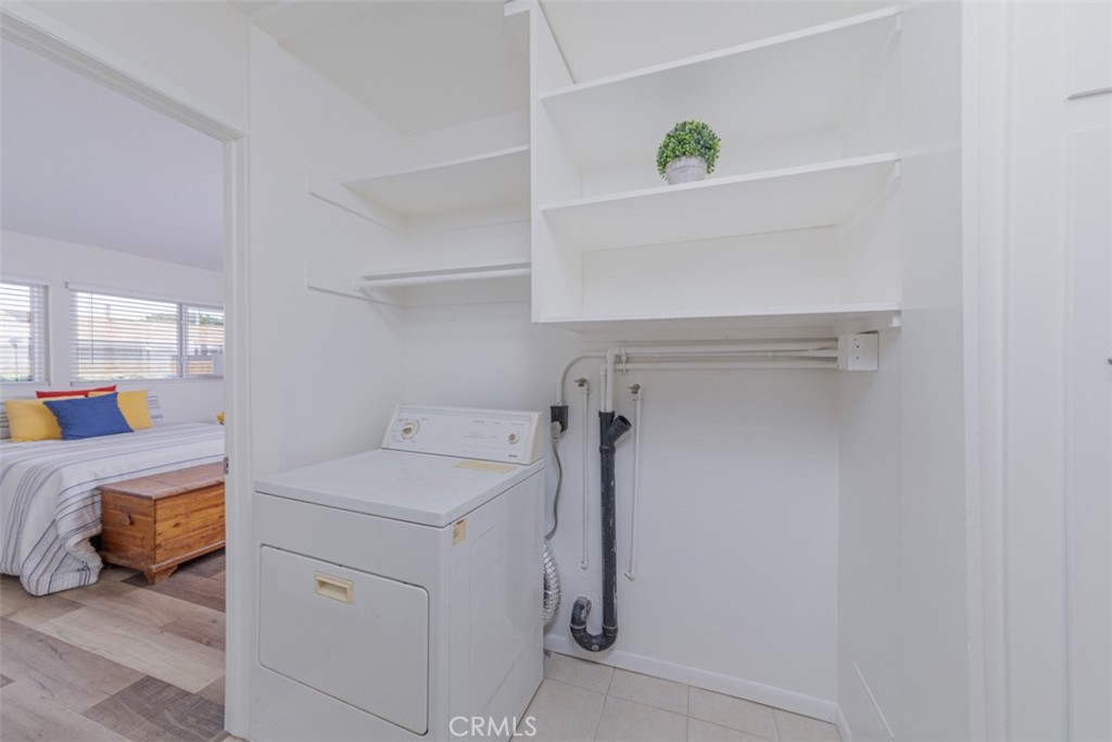 1404 N Tustin Ave A4