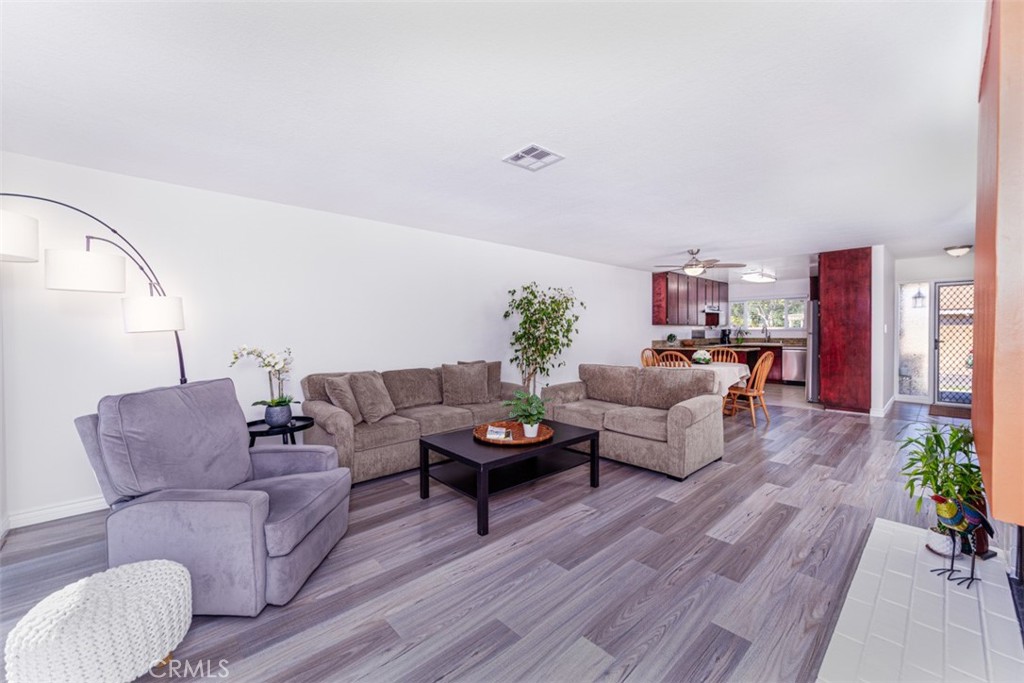 1404 N Tustin Ave A4