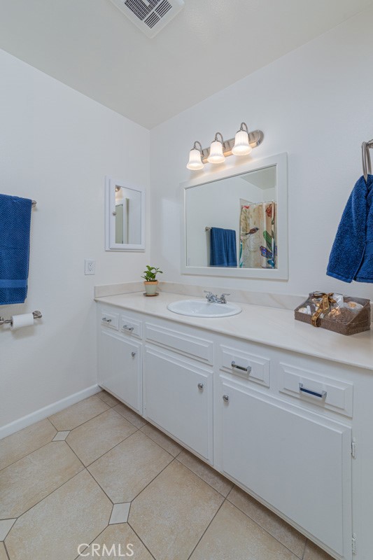 1404 N Tustin Ave A4