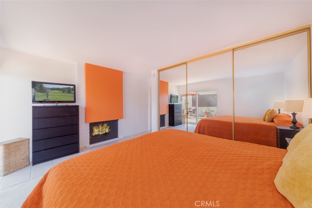 1404 N Tustin Ave A4