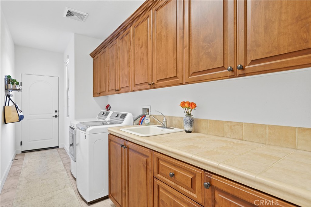 55215 Medallist Drive