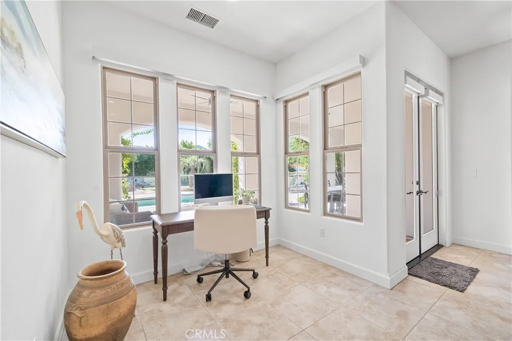 55215 Medallist Drive