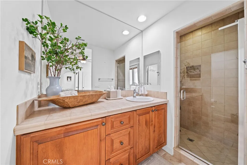 55215 Medallist Drive