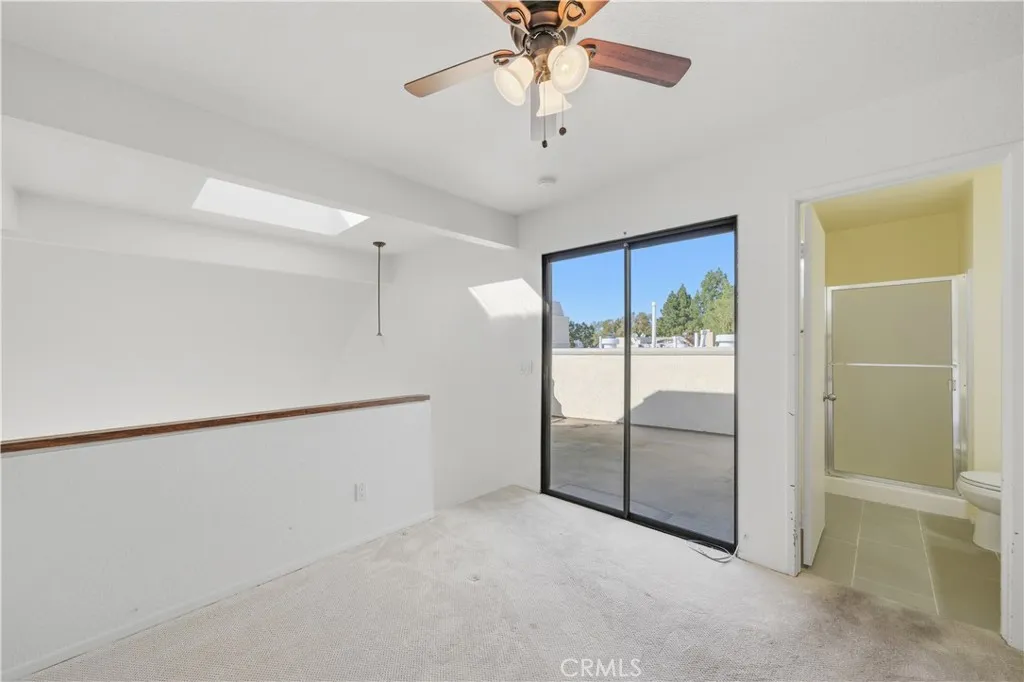 28 Aruba Unit 246