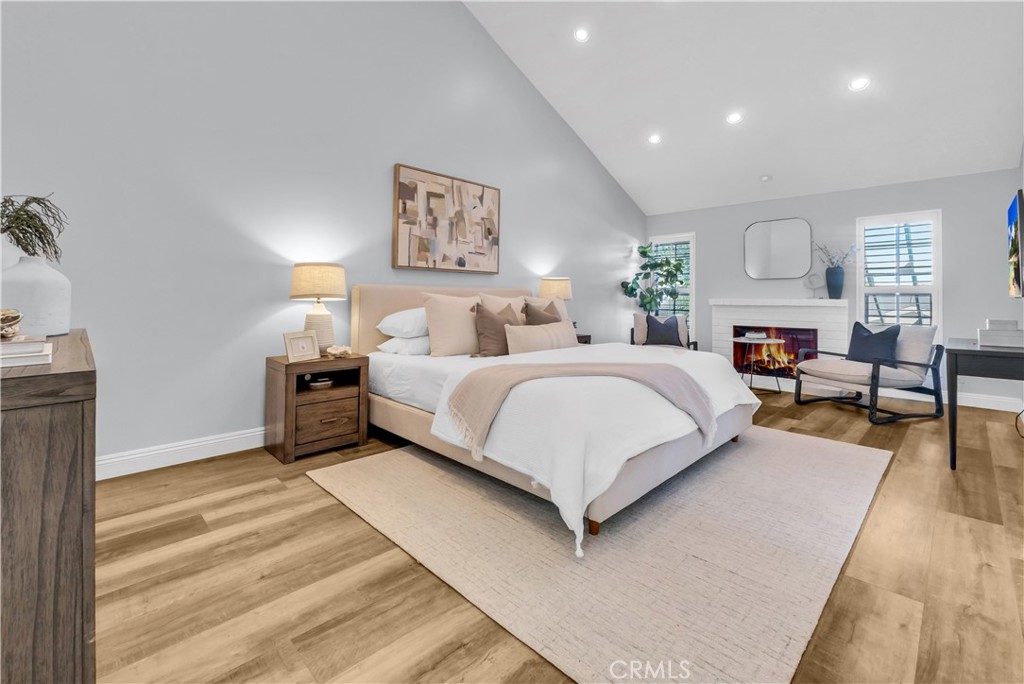 5213 Piccadilly Circle