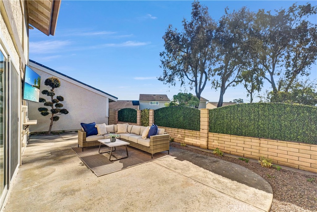 5213 Piccadilly Circle