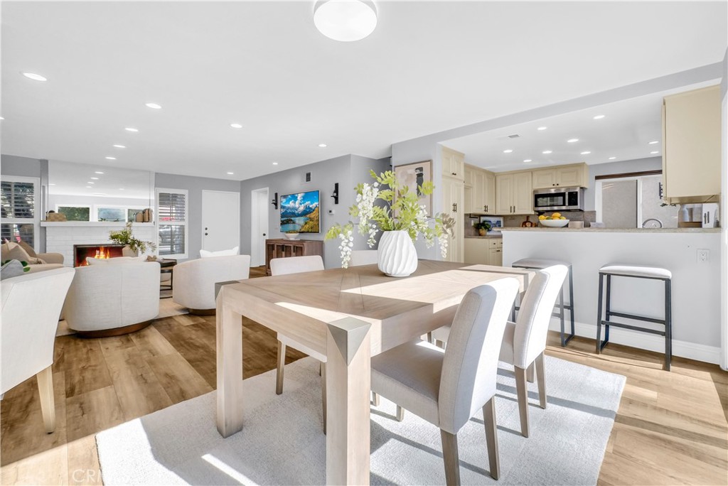 5213 Piccadilly Circle