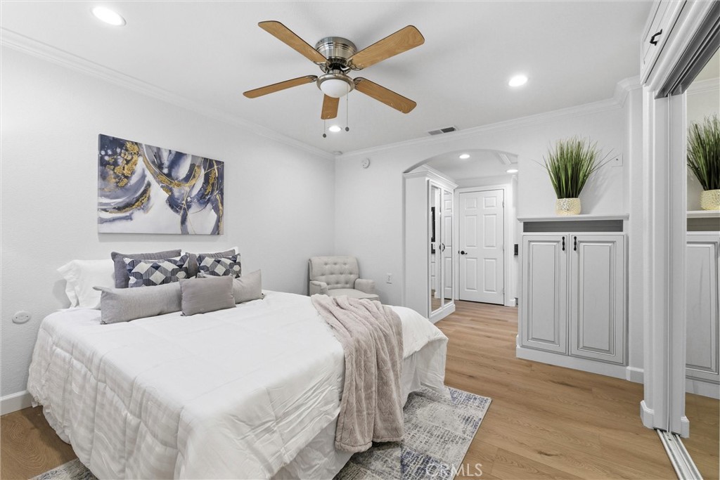 953 Avenida Carmel Q