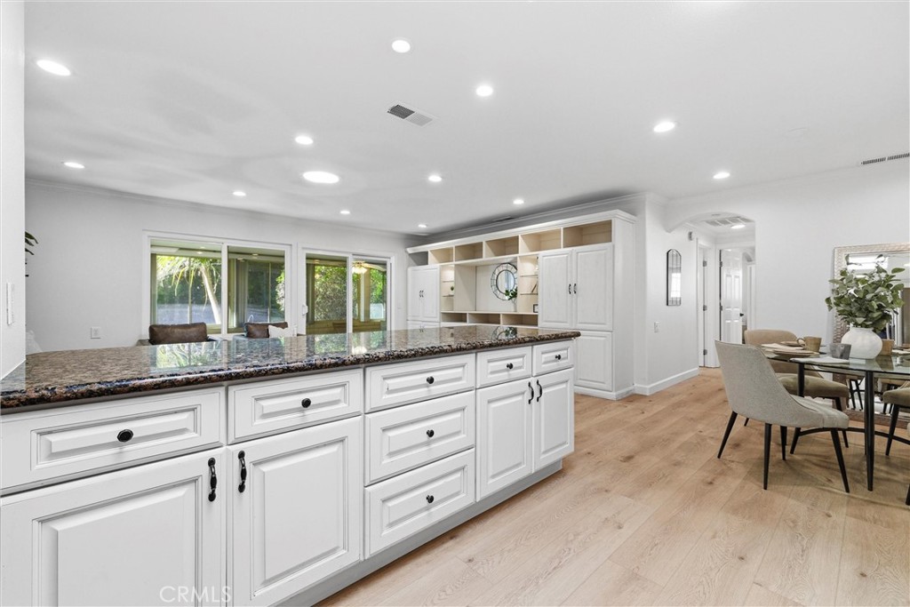 953 Avenida Carmel Q