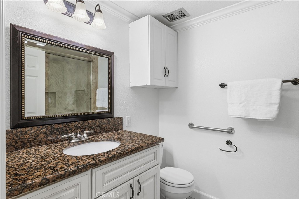 953 Avenida Carmel Q