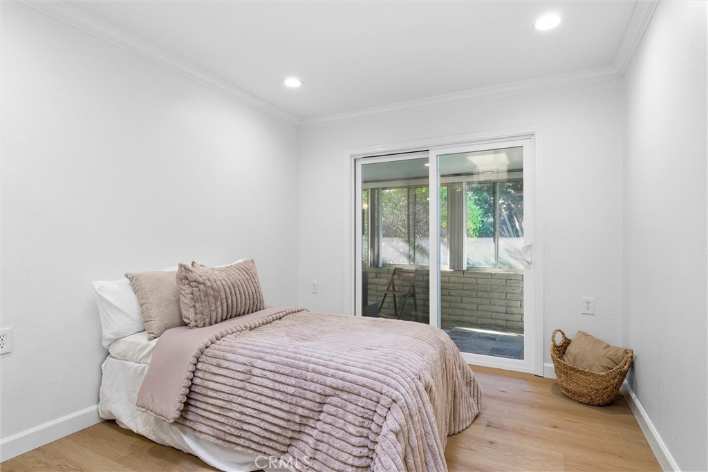 953 Avenida Carmel Q