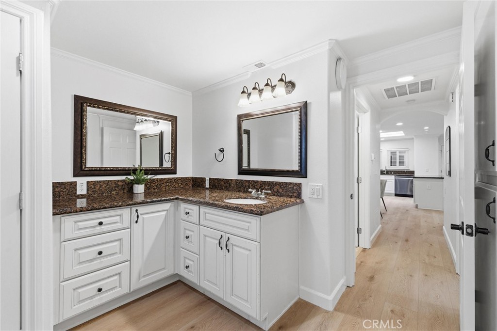 953 Avenida Carmel Q