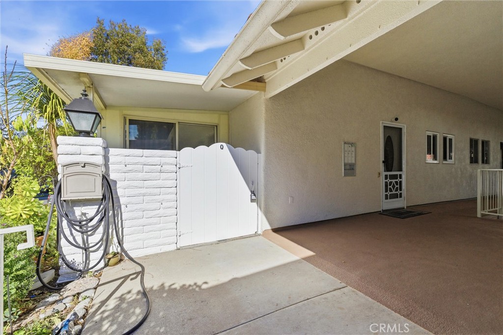 953 Avenida Carmel Q