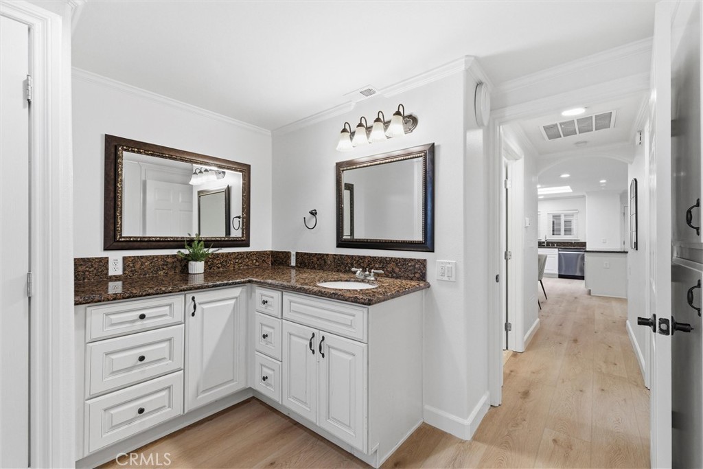 953 Avenida Carmel Q