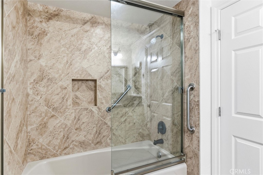 953 Avenida Carmel Q