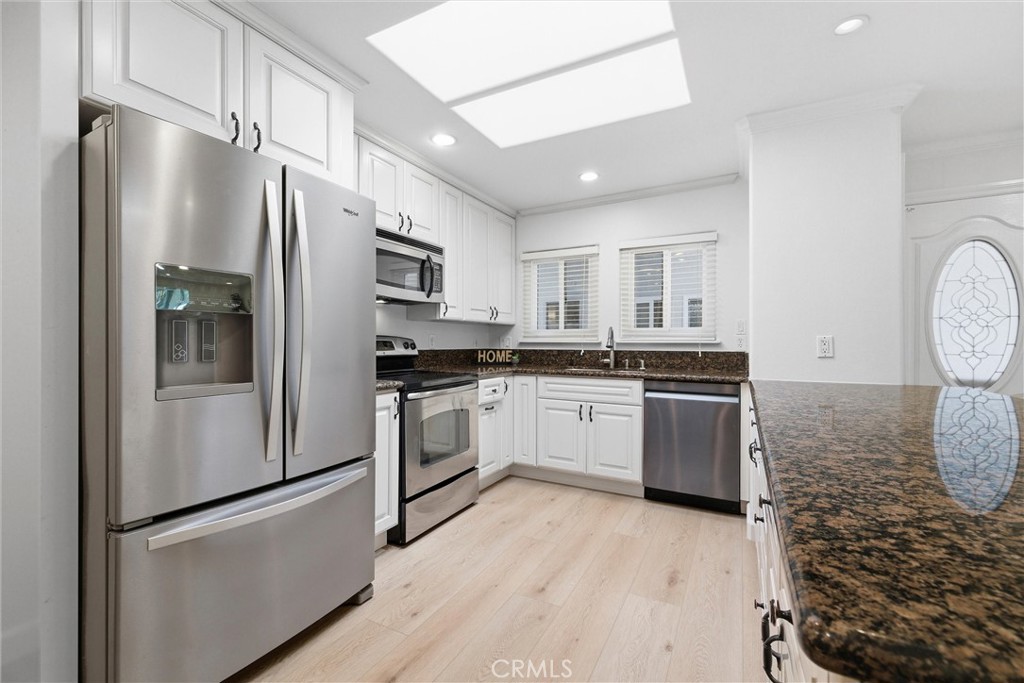 953 Avenida Carmel Q