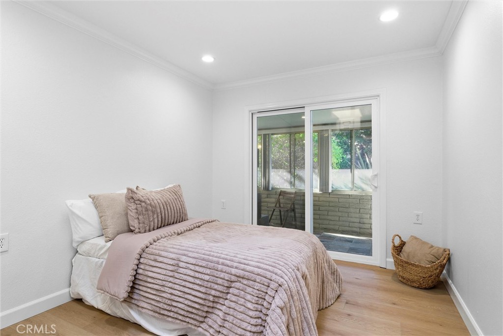 953 Avenida Carmel Q