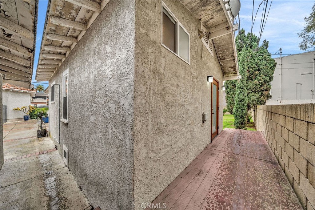 239 1/2 Coronado Avenue